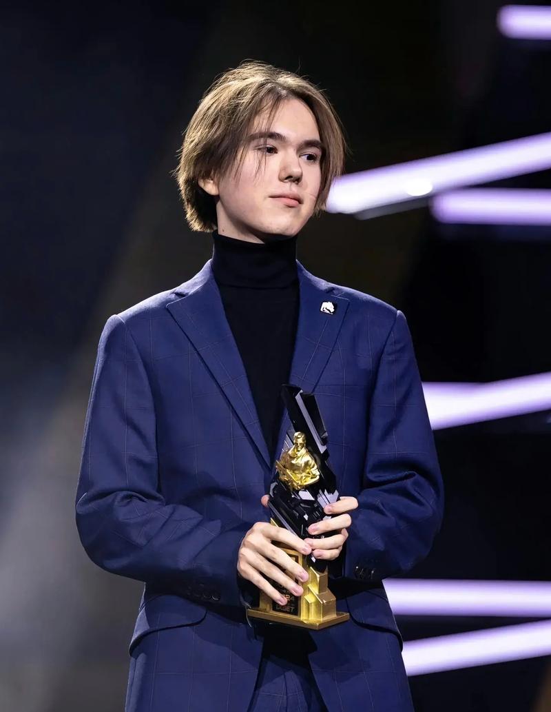 世界赛历史最受欢迎十支队伍：S13的T1居首，S13的WBG第三