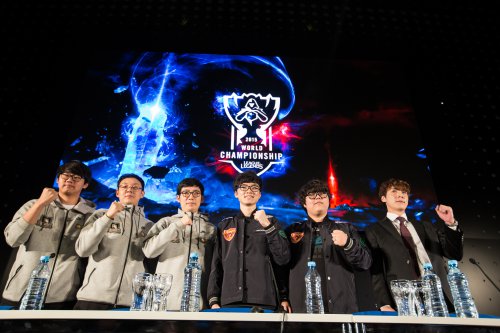 外媒评选第十二周LOL全球战队实力排行：T1、V5保持前二